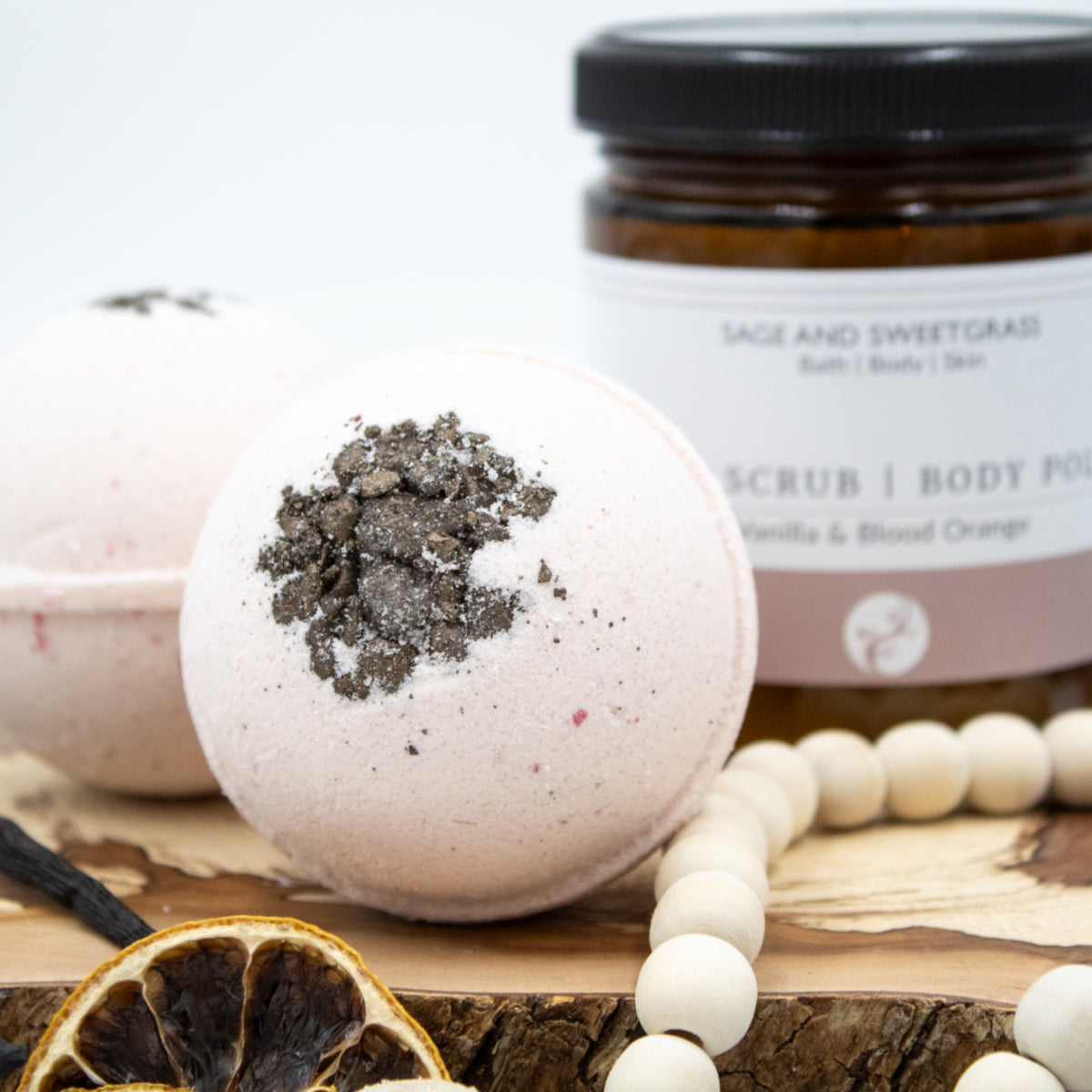 Vanilla & Blood Orange Bath Bomb