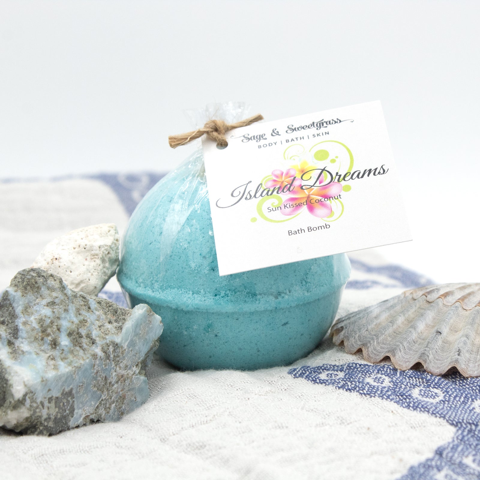 Island Dreams Bath Bomb