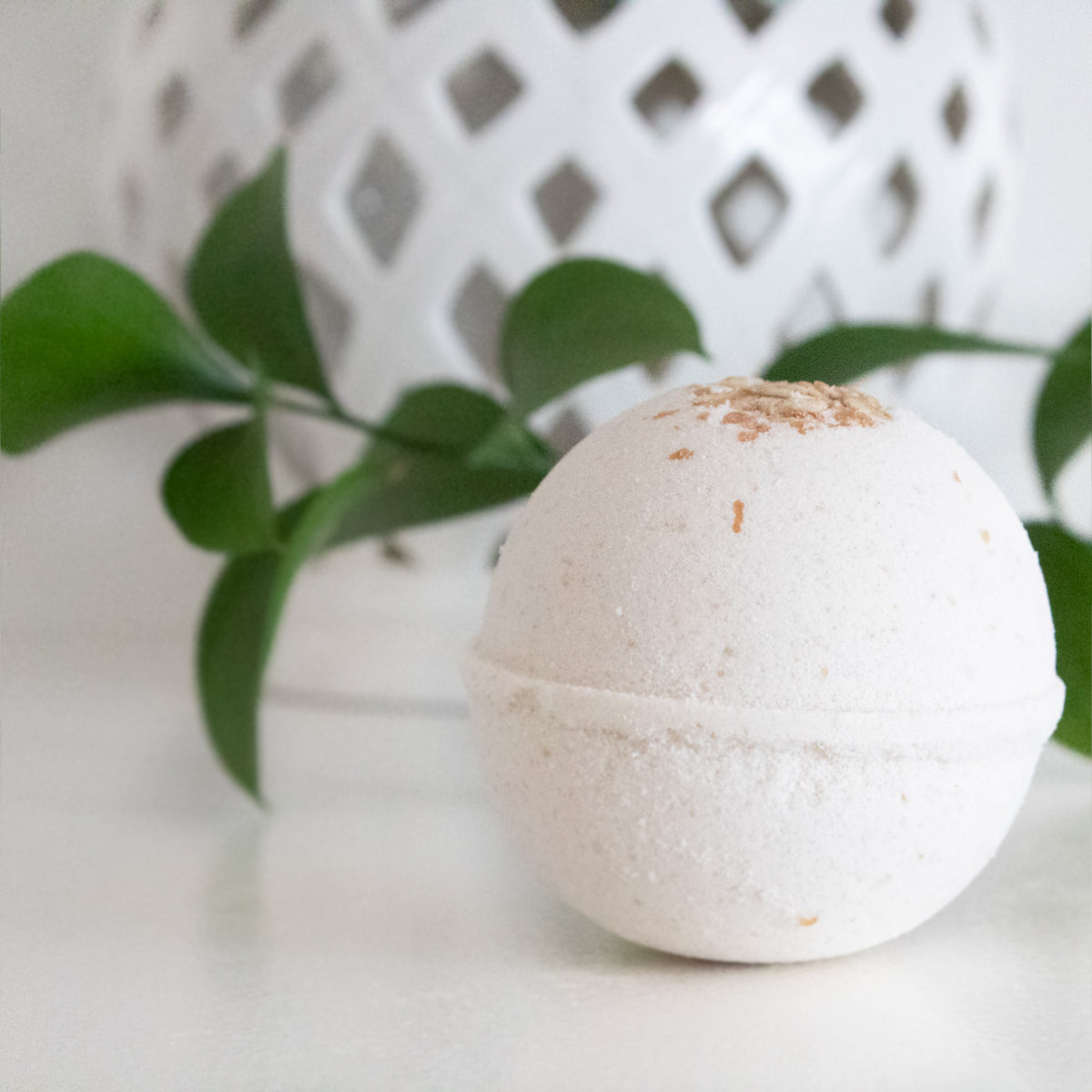 Unwind (Lavender) Bath Bomb